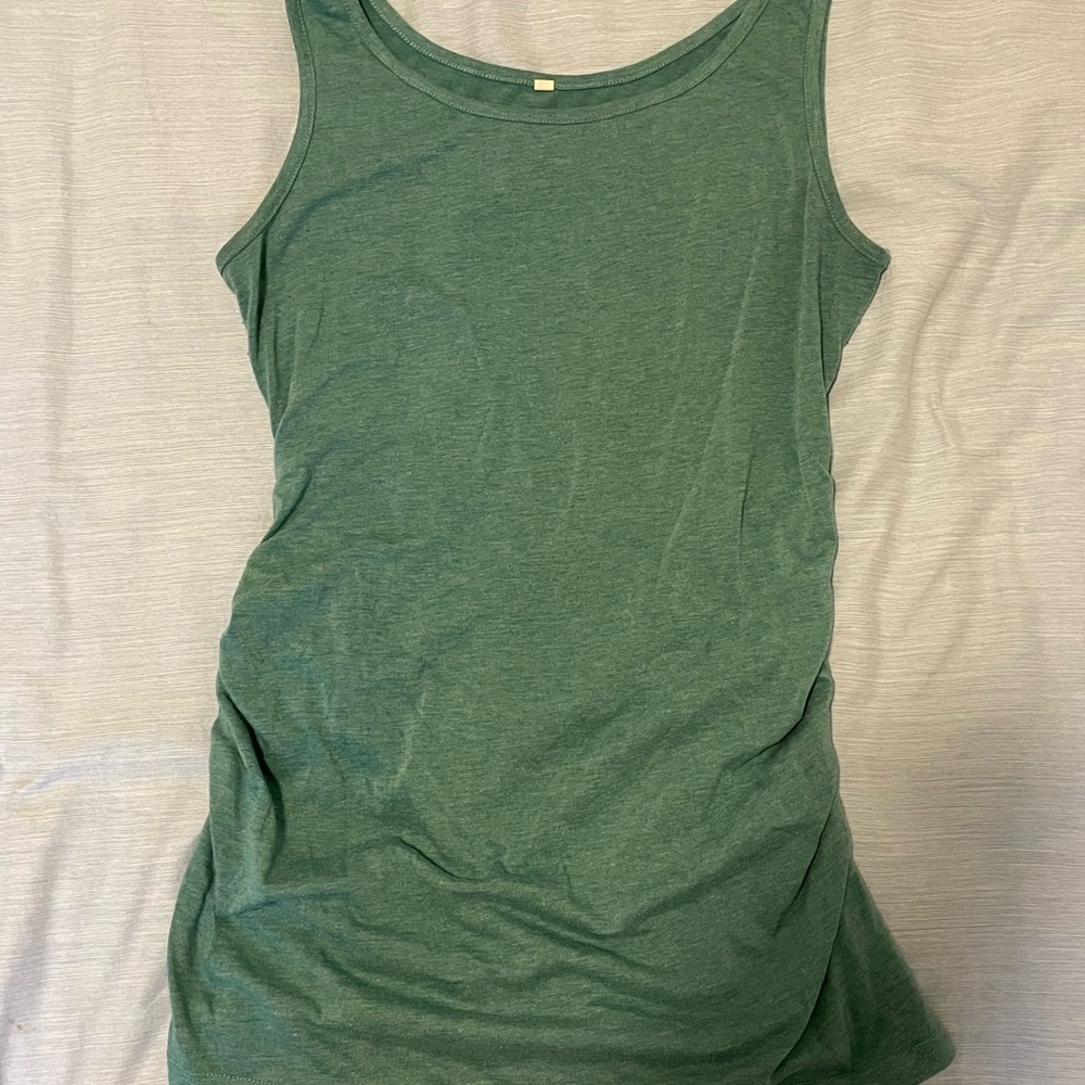 Maternity Sleeveless Women's Tops - Picture 2 of 3